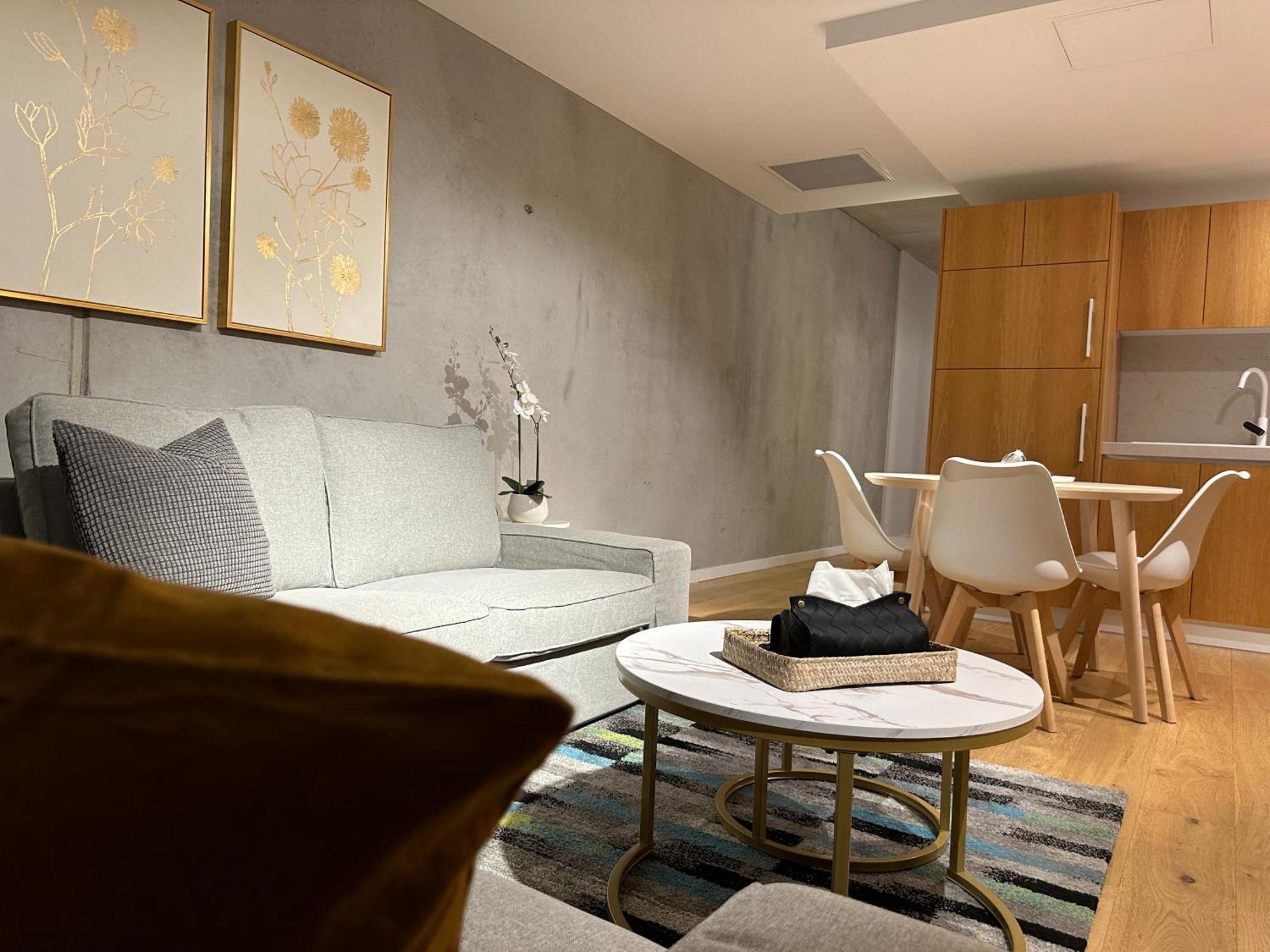 Palko - Luxury In The City キャンベラ エクステリア 写真